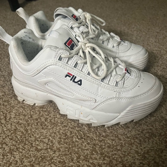 Womens Fila Disruptor 2 Premium Athletic Shoe: Size 8 - White - Picture 1 of 3